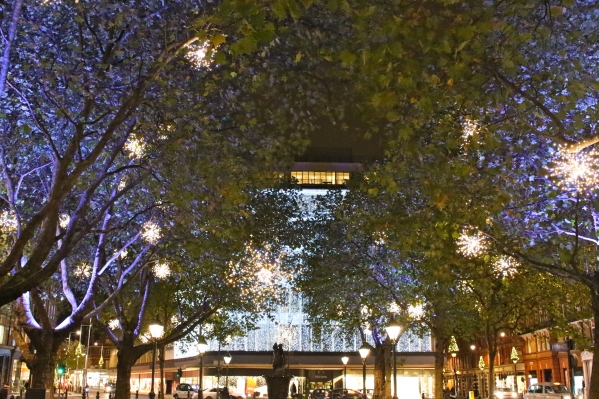 The Apartments by the Sloane Club