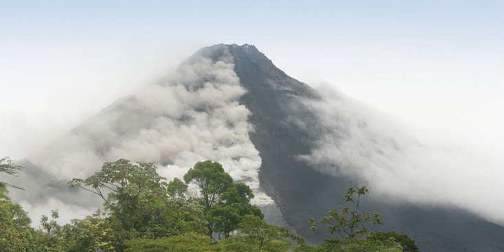 adventures-by-disney-central-and-south-america-costa-rica-day-03-top-arenal-volcano