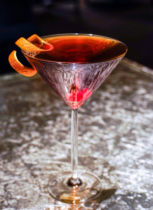 Manhattan Cocktail.(2)