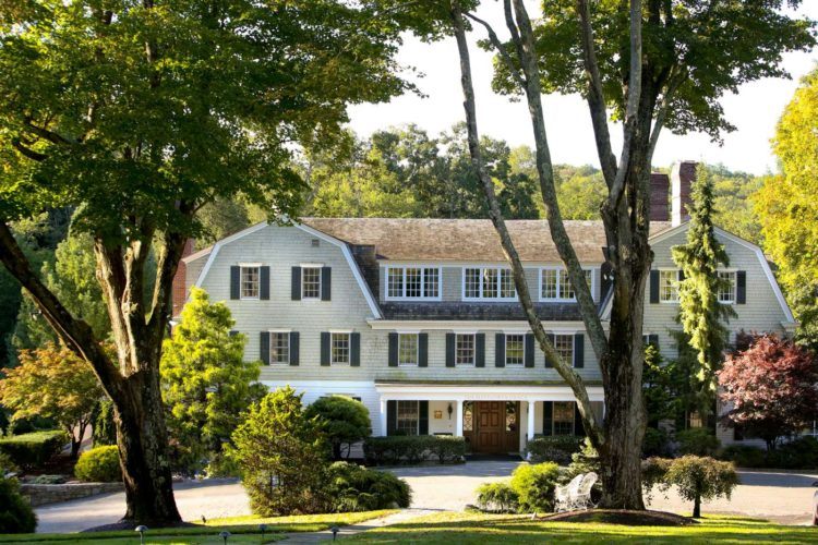 the_mayflower_grace_hotel_front-view