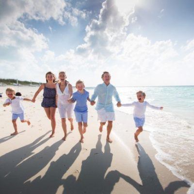 luxury-travel-mom-blog-kim-marie-evans-flytographer-evans_0105 regent palms, turks and caicos